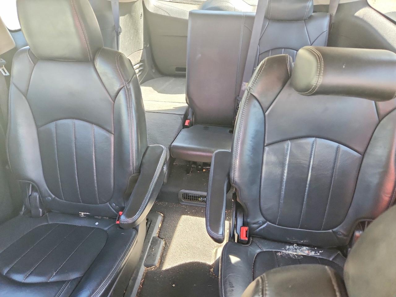 2013 Buick Enclave Red vin: 5GAKVCKD6DJ179271