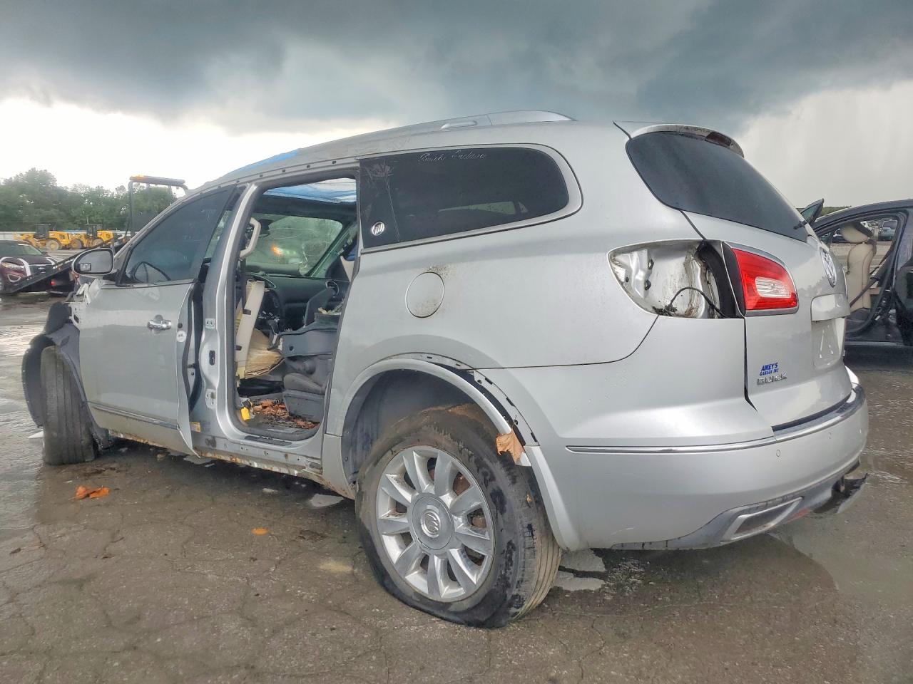 2014 Buick Enclave Silver vin: 5GAKVCKD6EJ253533