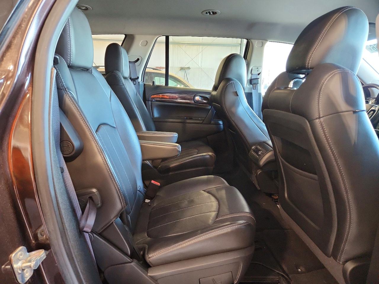 2015 Buick Enclave Brown vin: 5GAKVCKD6FJ173067