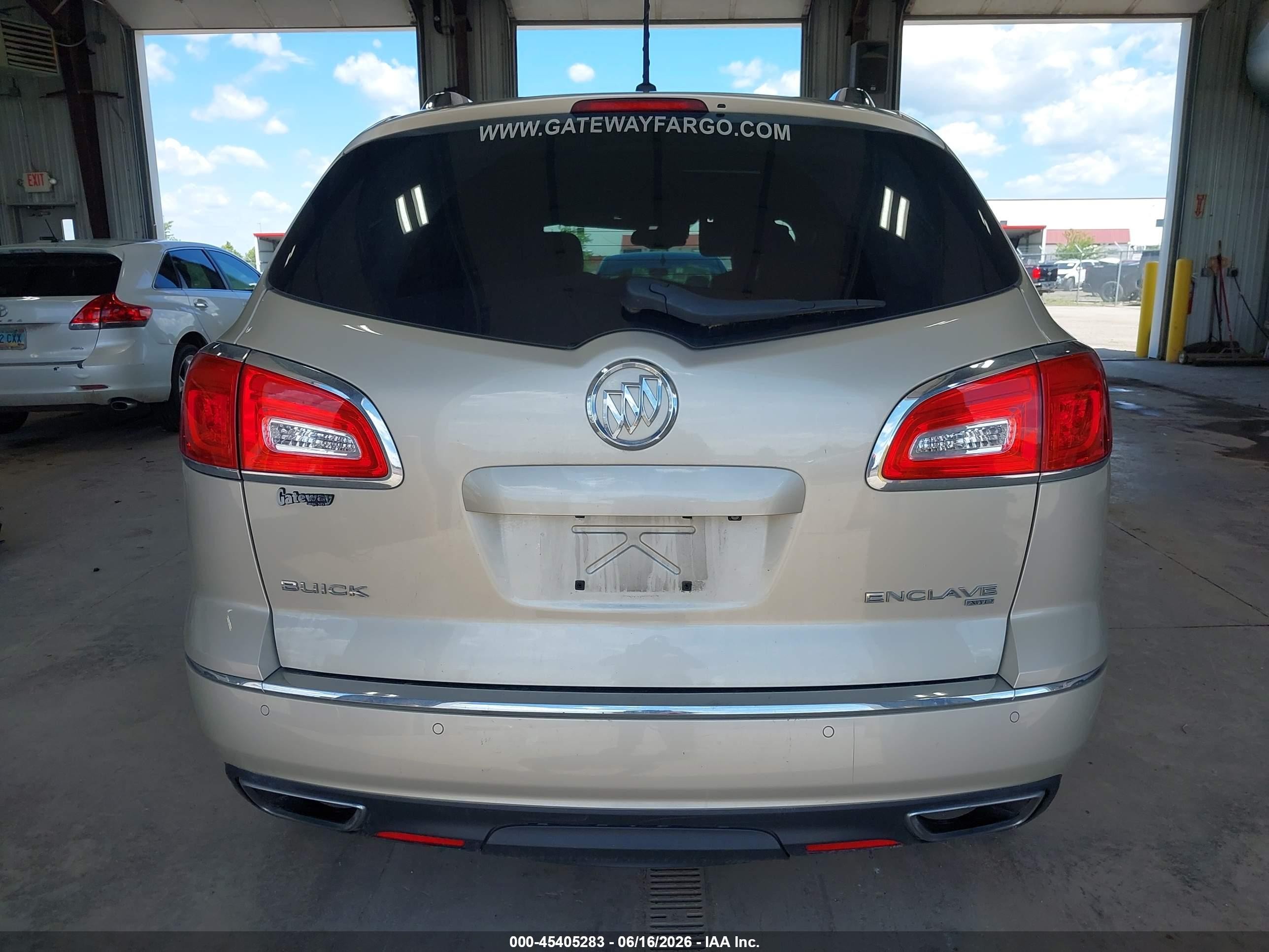 2015 Buick Enclave Premium Gold vin: 5GAKVCKD6FJ329964