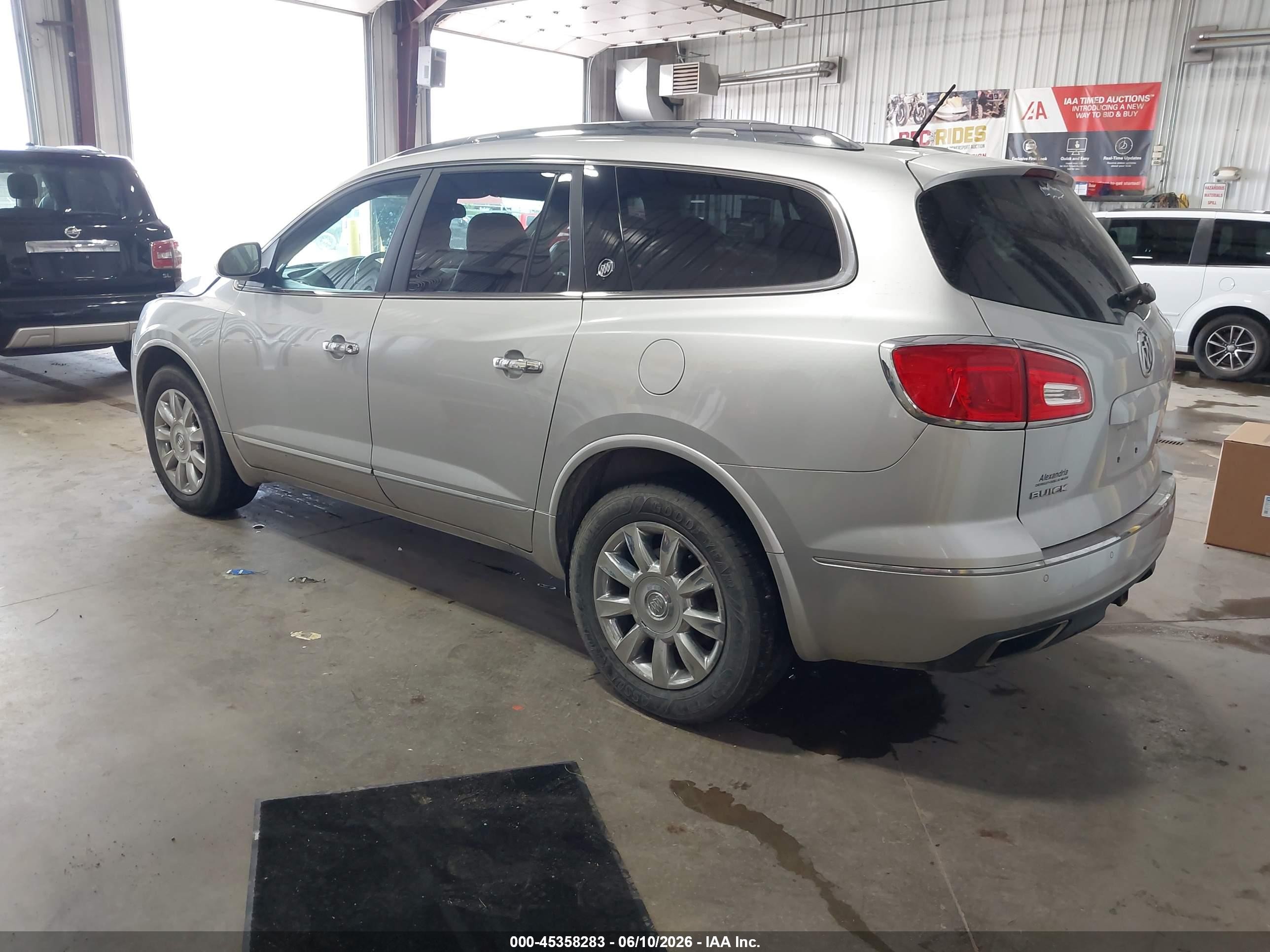 2015 Buick Enclave Premium Silver vin: 5GAKVCKD6FJ332749
