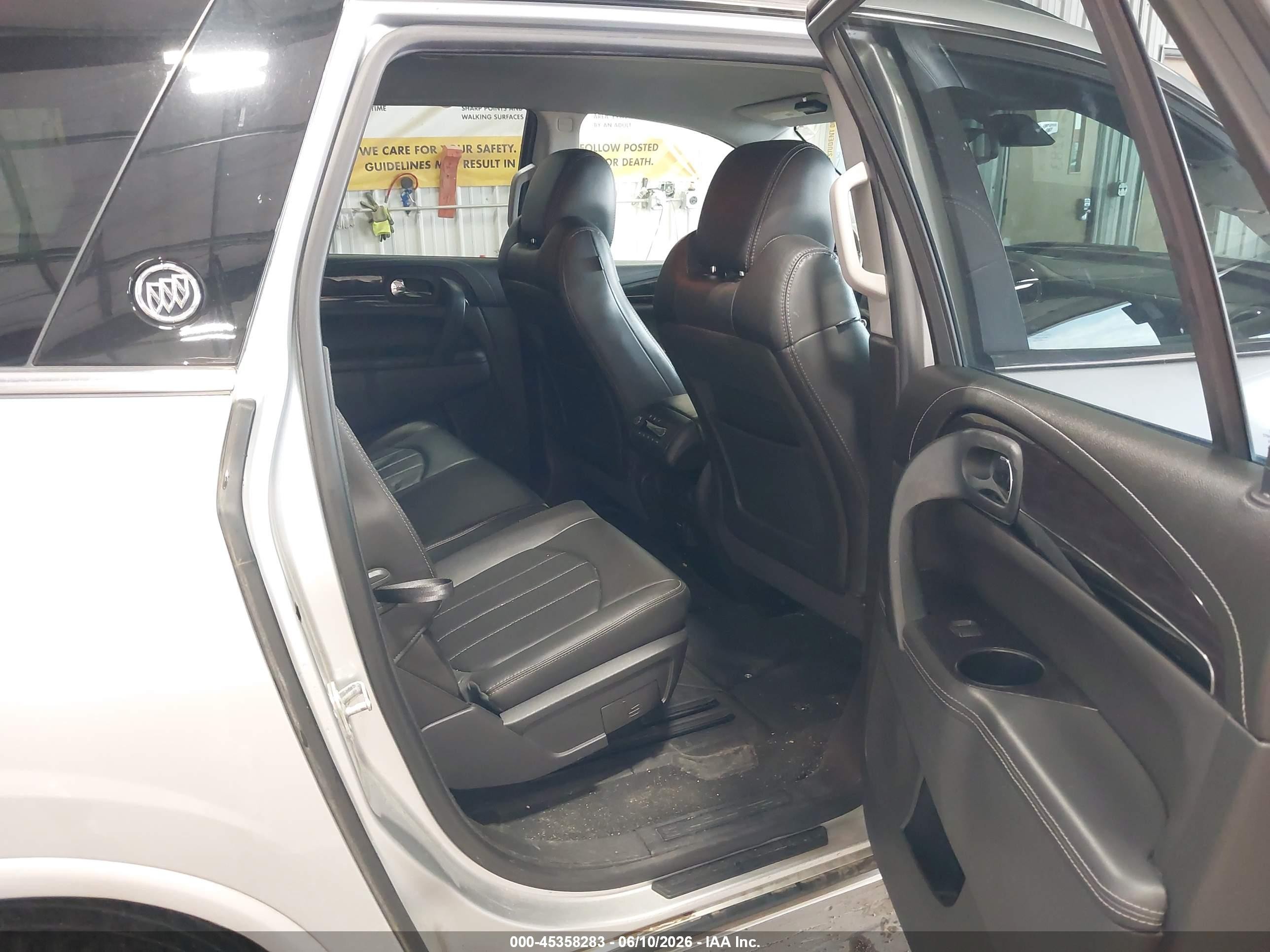 2015 Buick Enclave Premium Silver vin: 5GAKVCKD6FJ332749