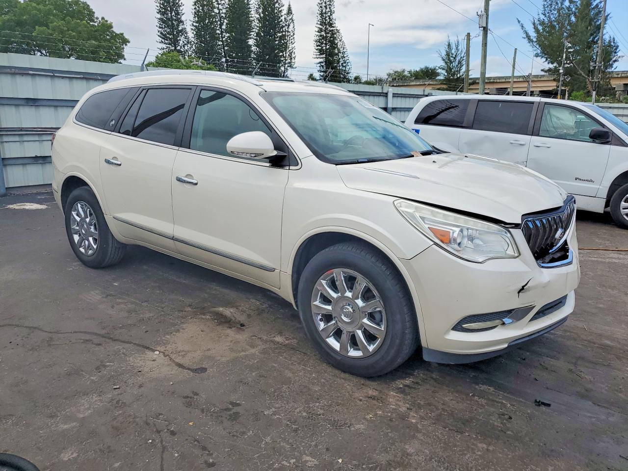 2013 Buick Enclave White vin: 5GAKVCKD7DJ198542