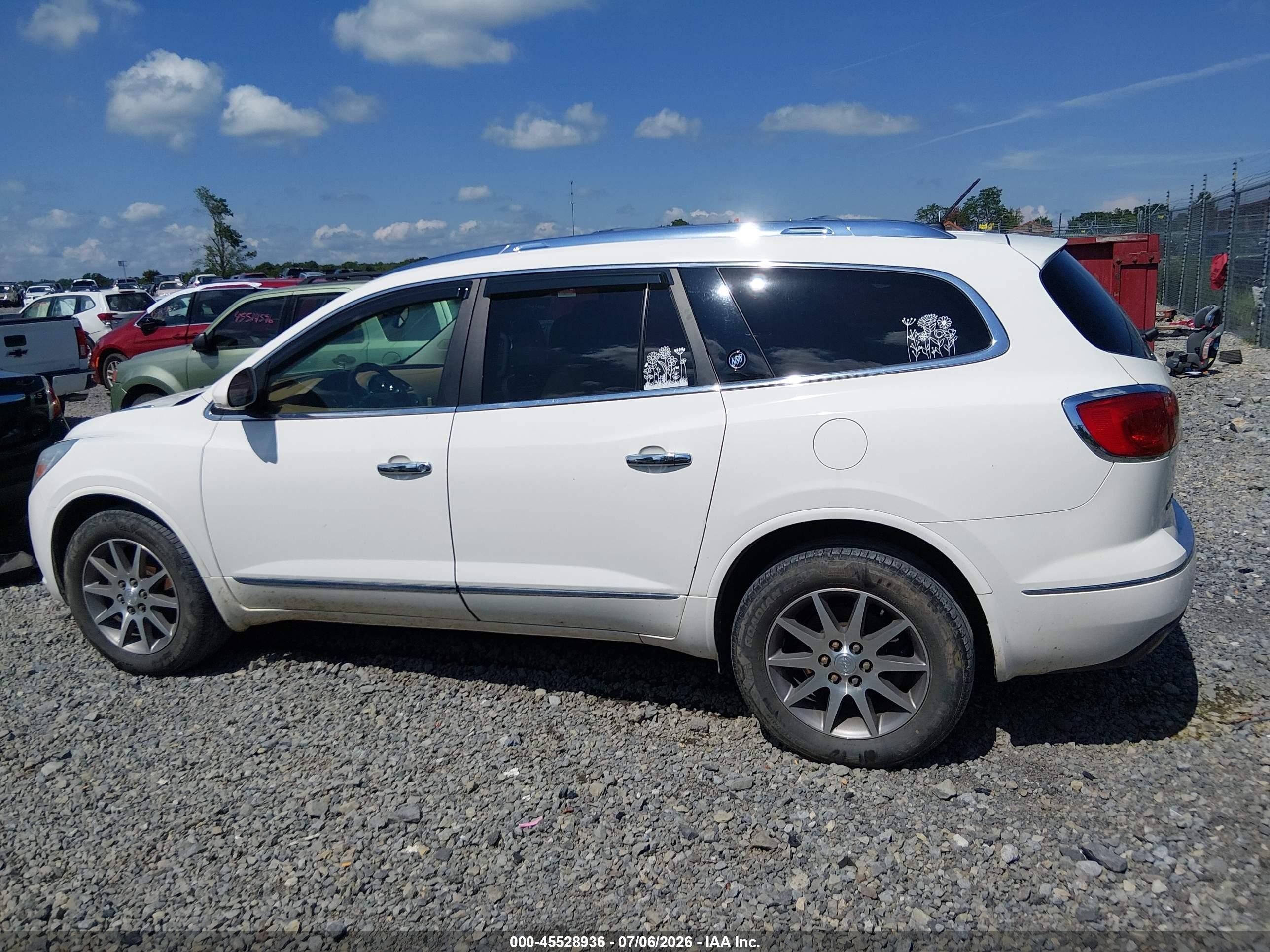 2013 Buick Enclave Leather Белый vin: 5GAKVCKD7DJ235198