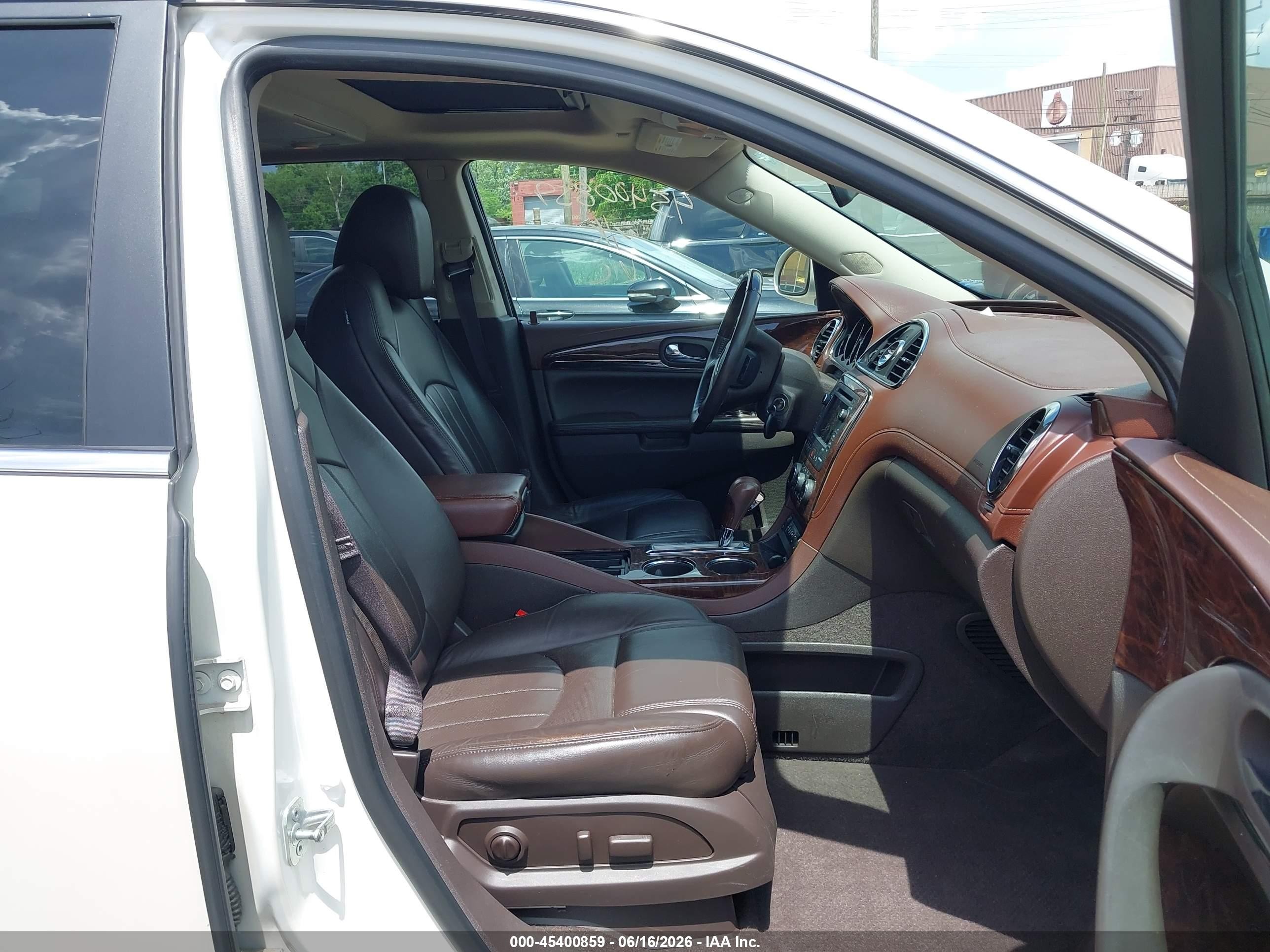 2014 Buick Enclave Premium Beige vin: 5GAKVCKD7EJ209086