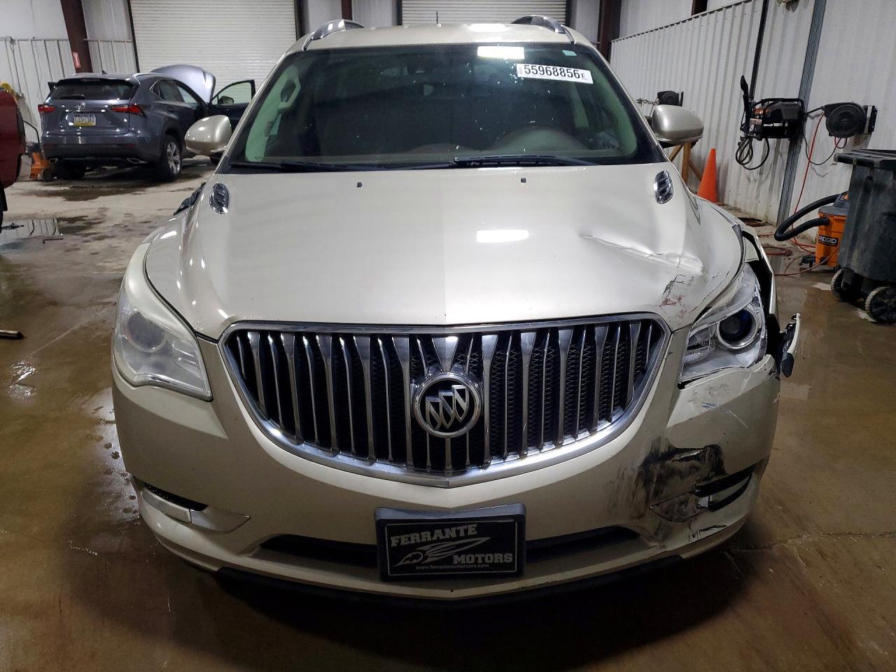 2014 Buick Enclave Silver vin: 5GAKVCKD7EJ255646