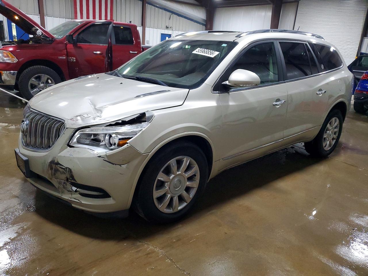 2014 Buick Enclave Silver vin: 5GAKVCKD7EJ255646