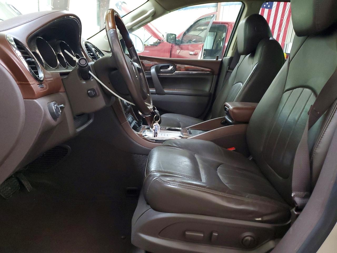 2014 Buick Enclave Silver vin: 5GAKVCKD7EJ255646