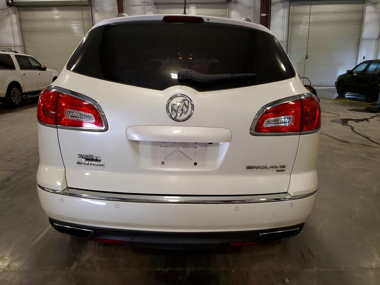 2014 Buick Enclave White vin: 5GAKVCKD7EJ296486
