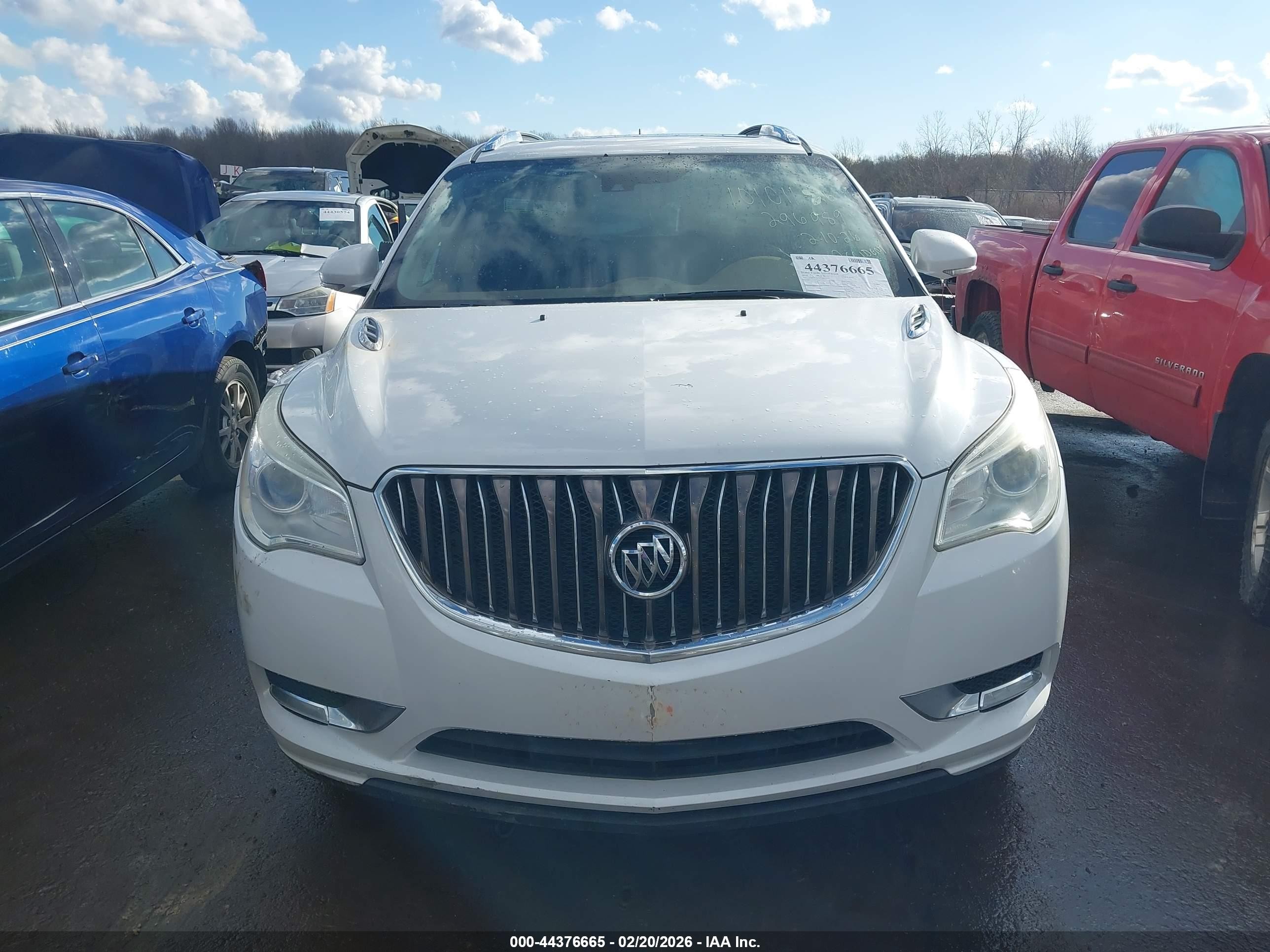 2016 Buick Enclave Premium White vin: 5GAKVCKD7GJ296989