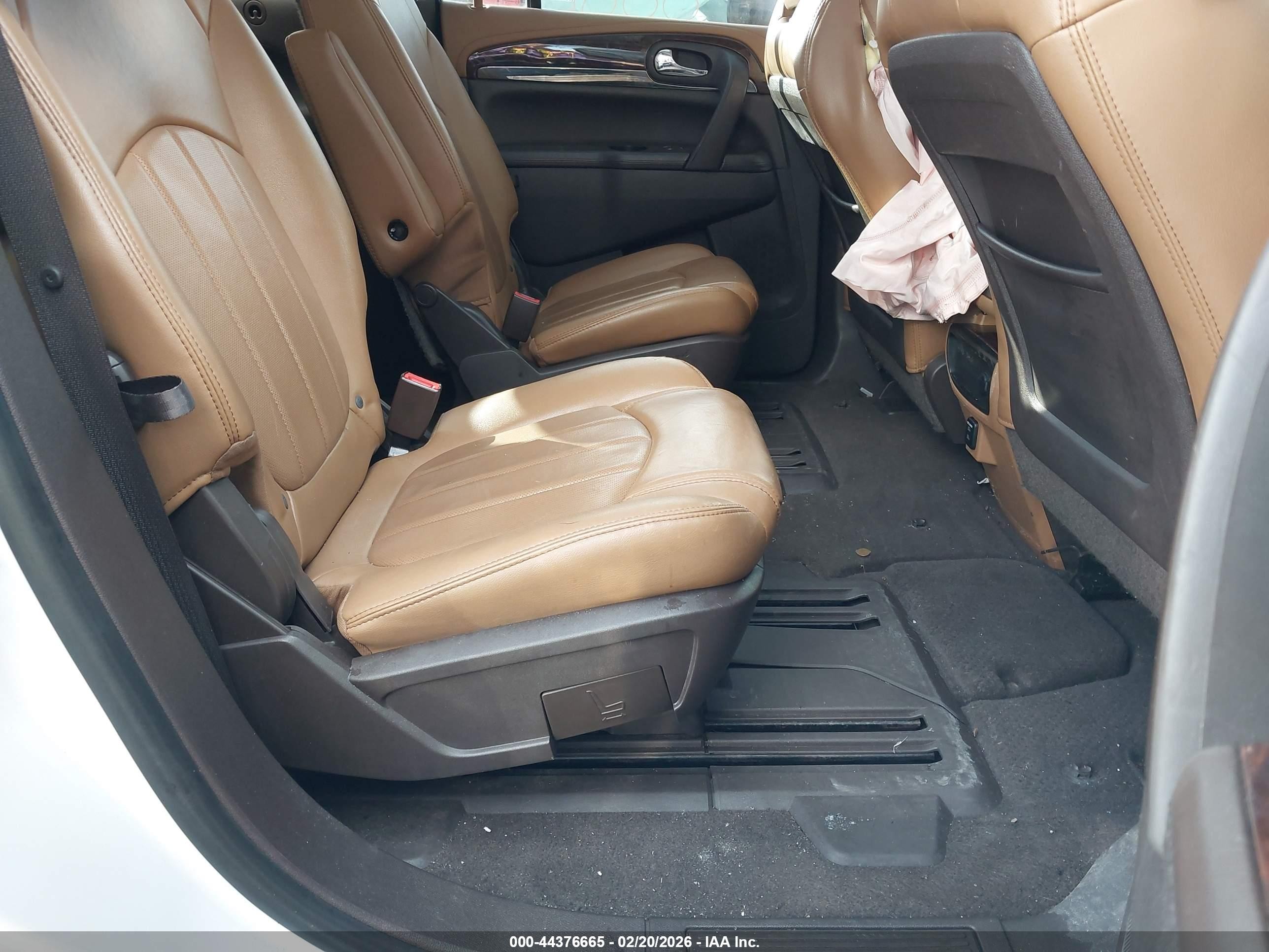 2016 Buick Enclave Premium White vin: 5GAKVCKD7GJ296989