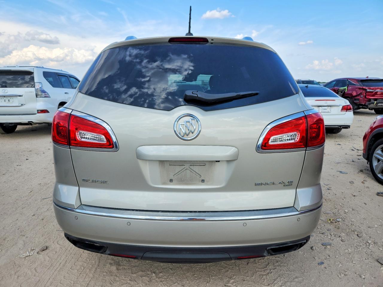 2017 Buick Enclave Beige vin: 5GAKVCKD7HJ266604