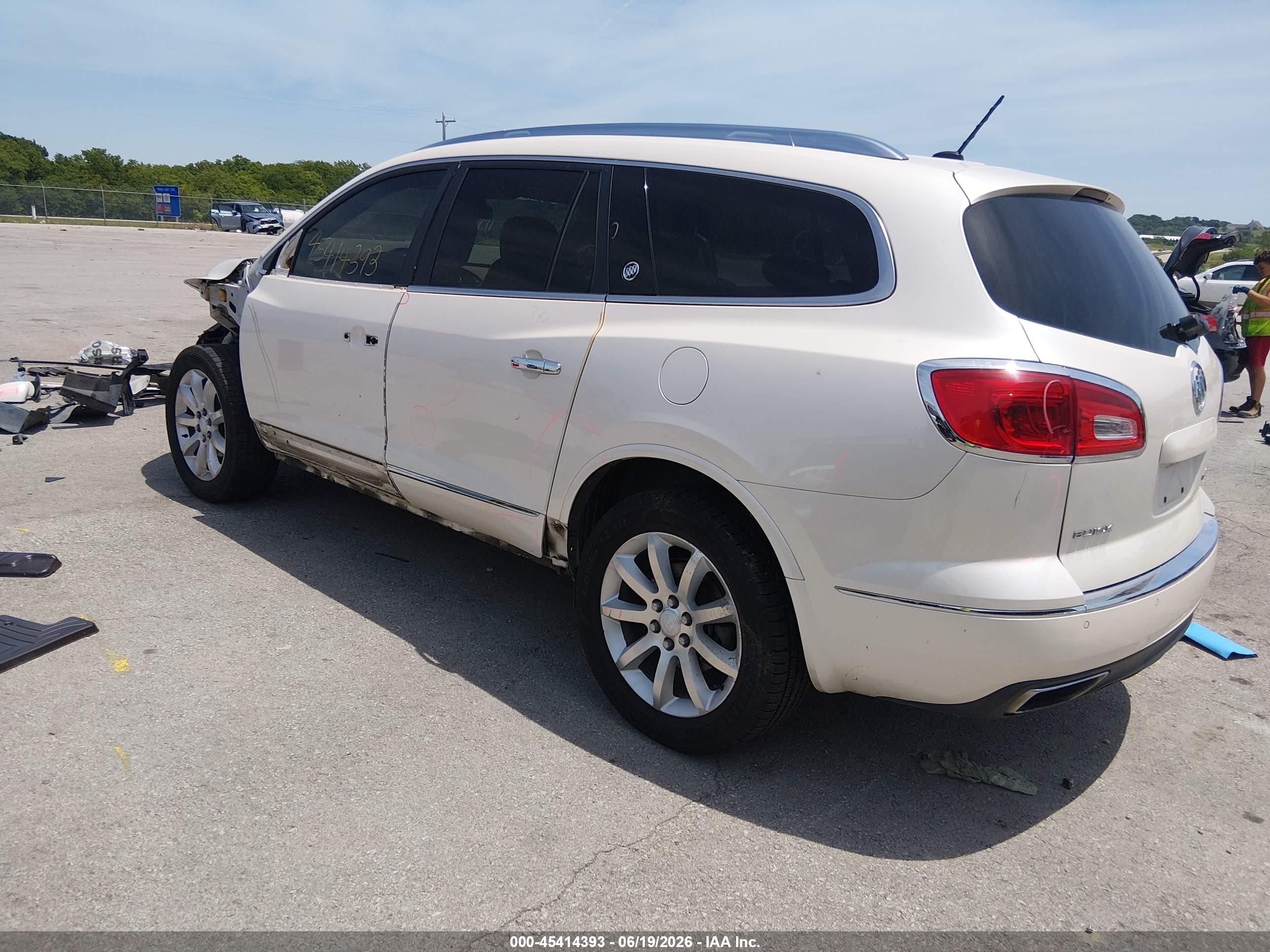 2014 Buick Enclave Premium Белый vin: 5GAKVCKD8EJ115198