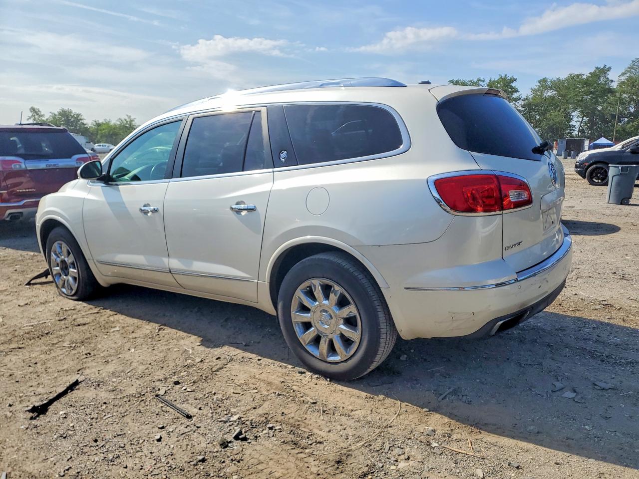 2014 Buick Enclave Белый vin: 5GAKVCKD9EJ306922