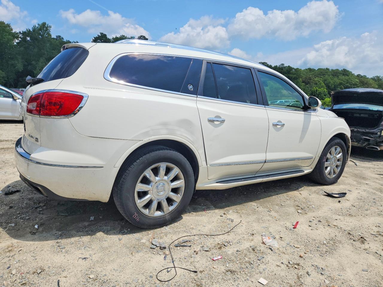 2015 Buick Enclave Белый vin: 5GAKVCKD9FJ137163