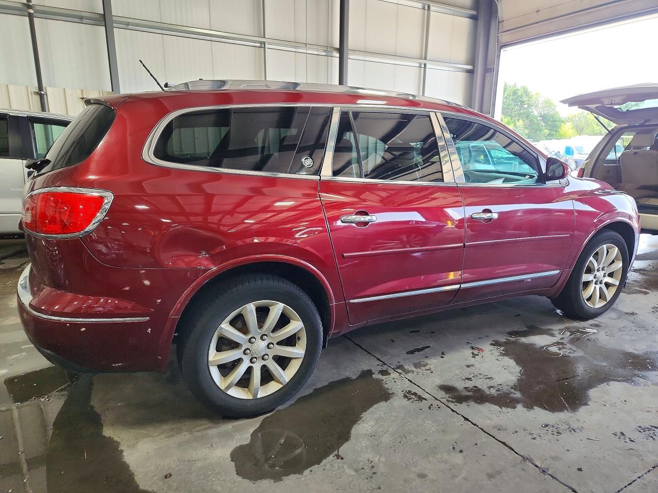 2015 Buick Enclave Maroon vin: 5GAKVCKD9FJ178523