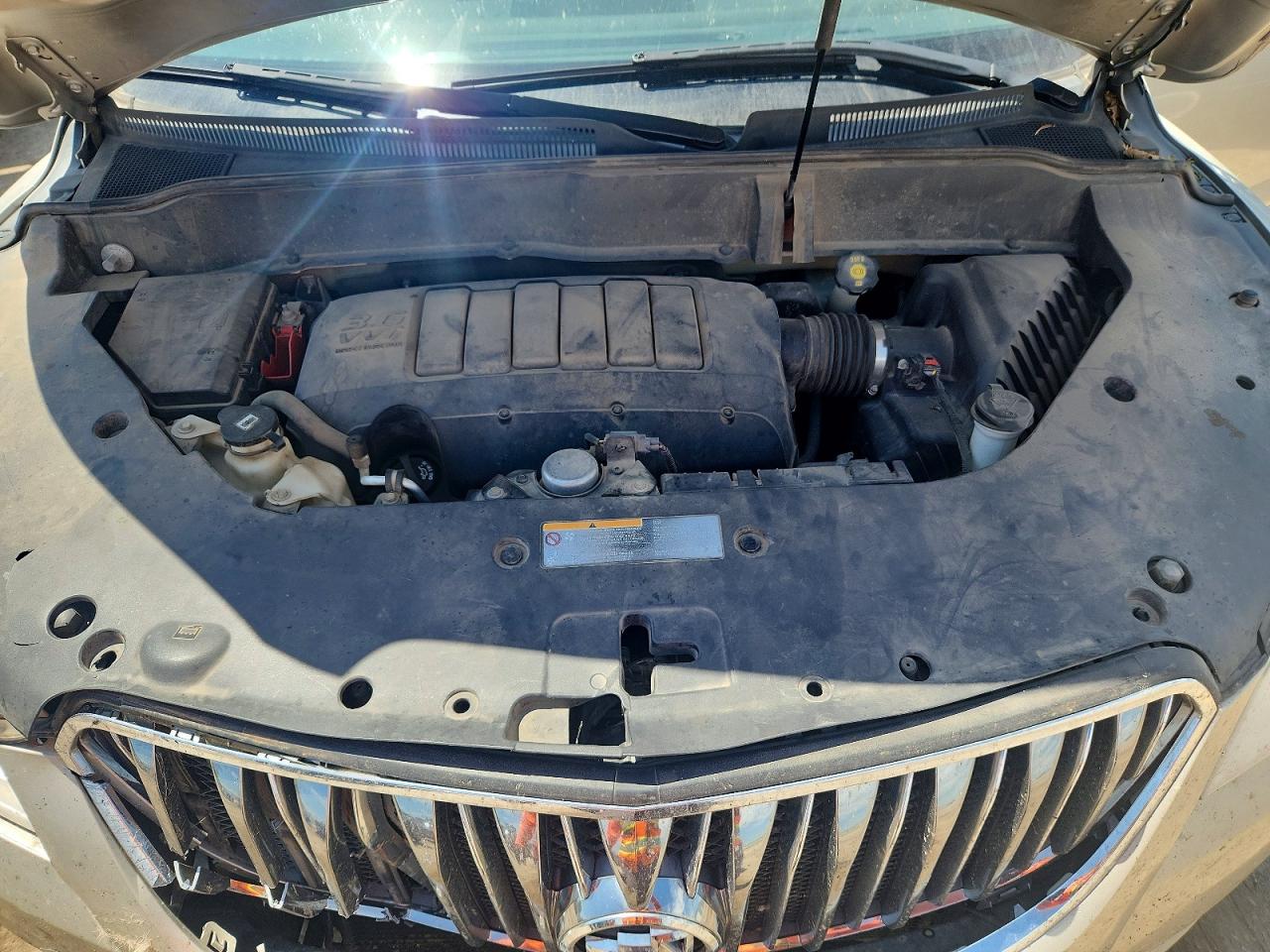 2015 Buick Enclave Gold vin: 5GAKVCKD9FJ185620