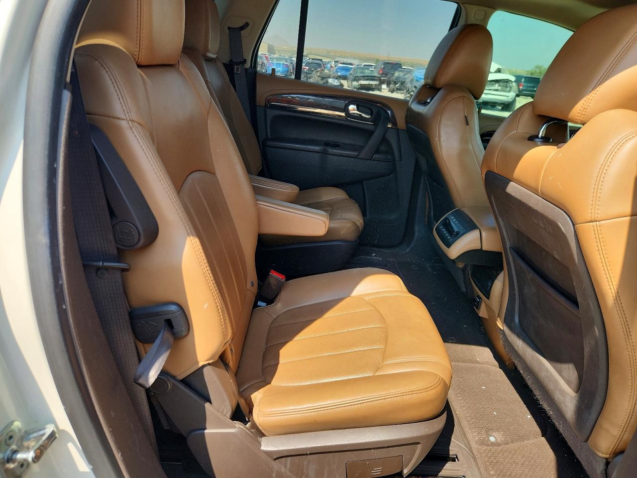 2014 Buick Enclave White vin: 5GAKVCKDXEJ198701