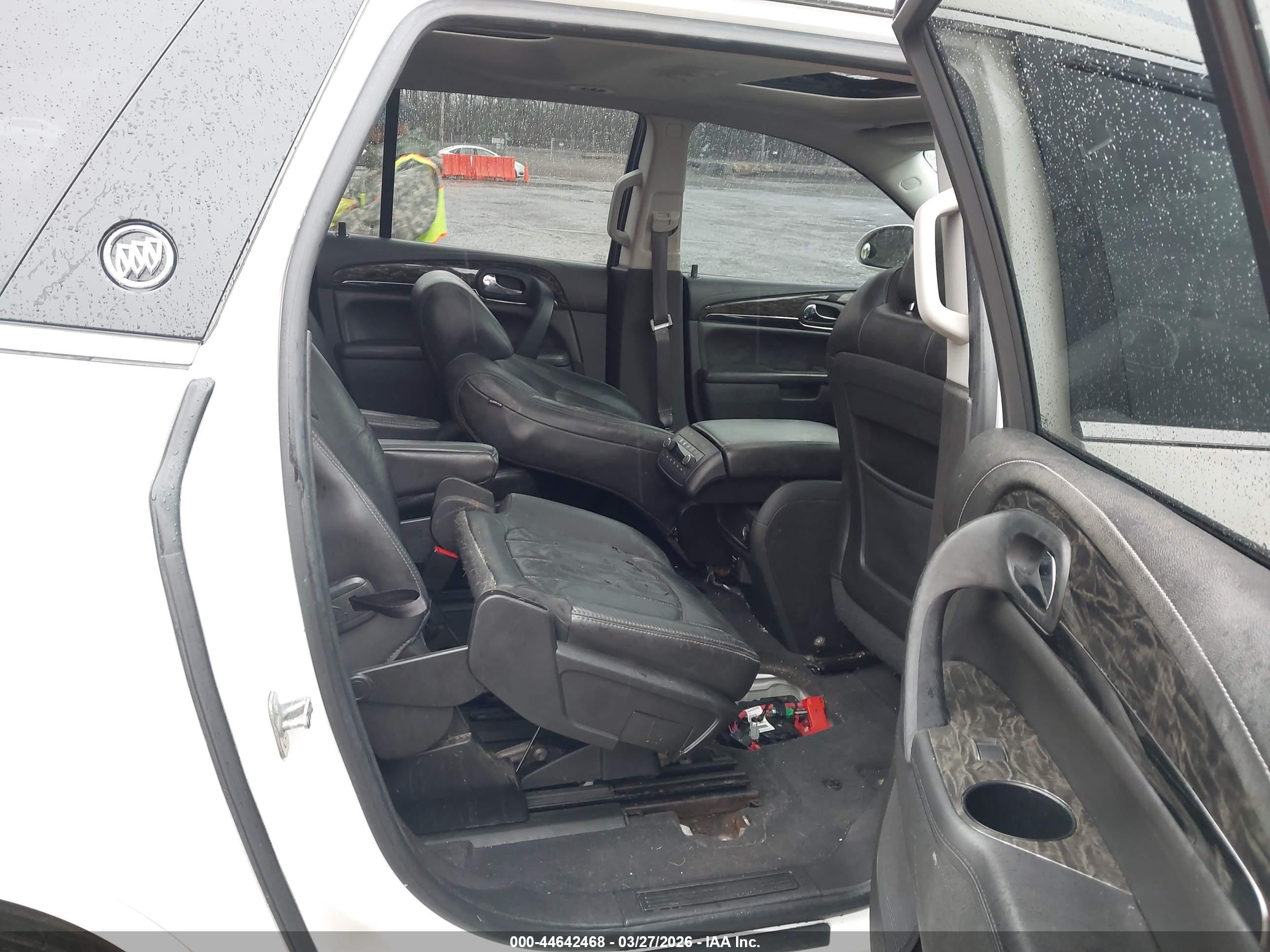 2014 Buick Enclave Premium White vin: 5GAKVCKDXEJ312258