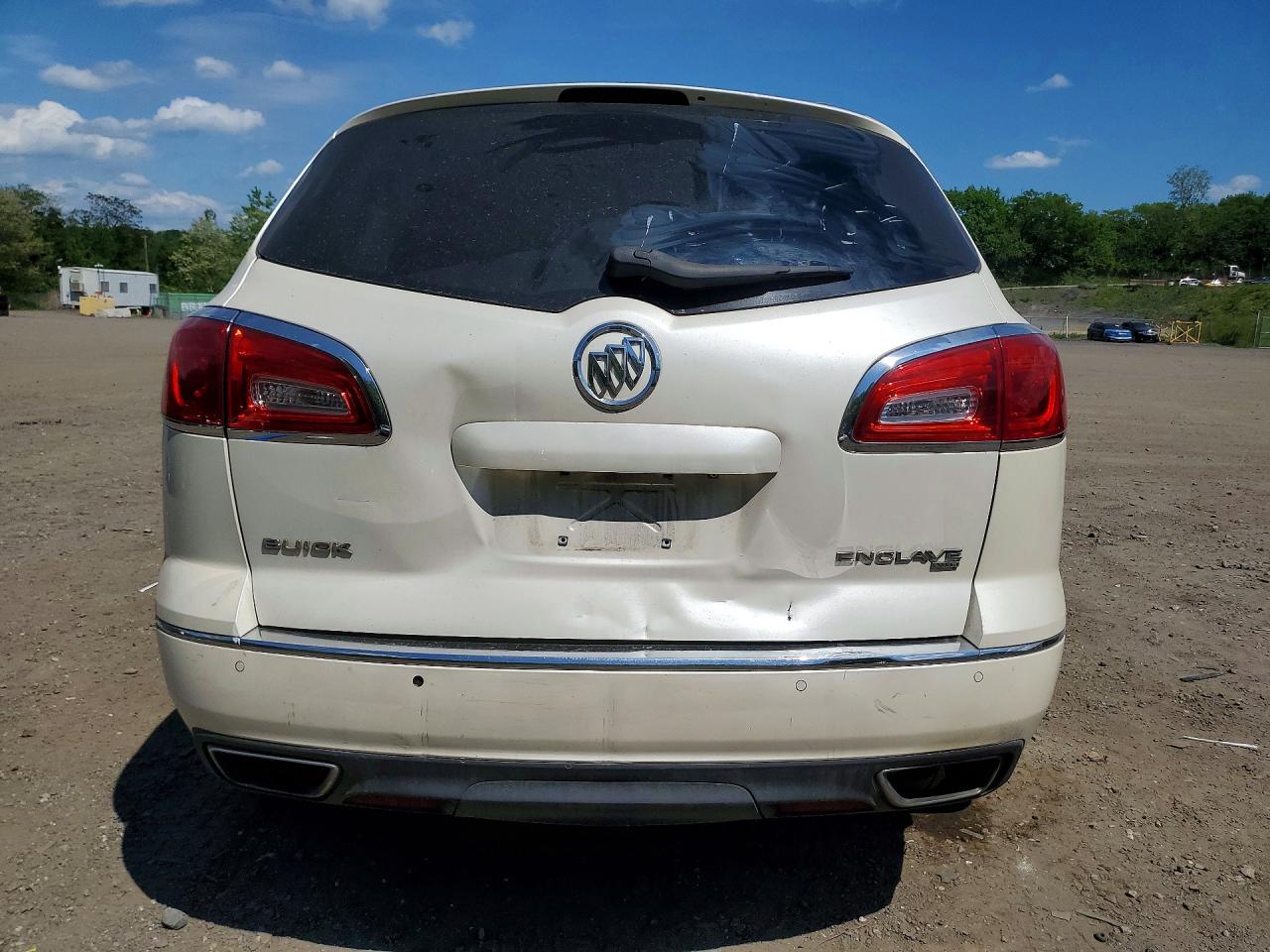 2015 Buick Enclave White vin: 5GAKVCKDXFJ108304