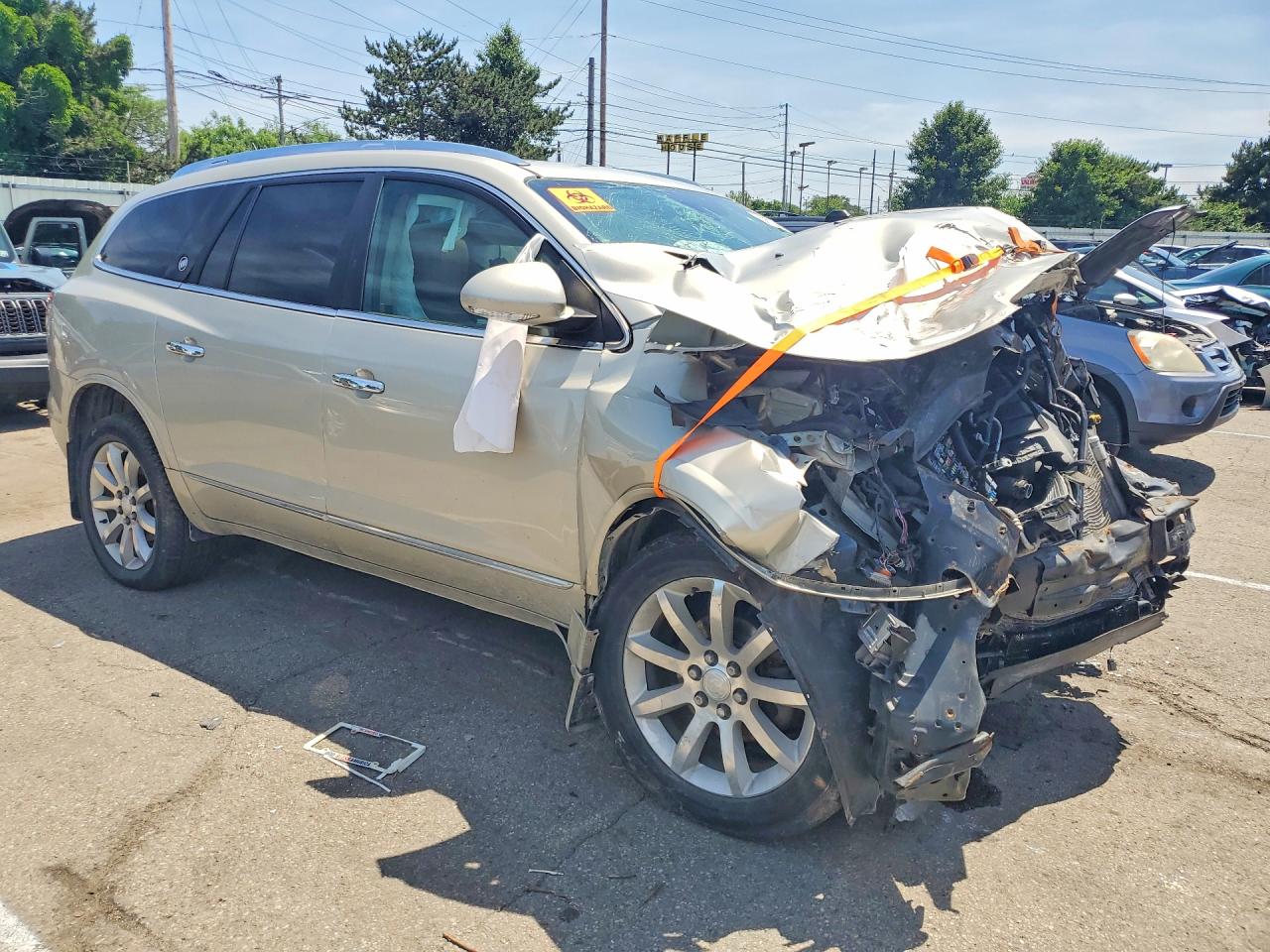 2015 Buick Enclave Beige vin: 5GAKVCKDXFJ228586