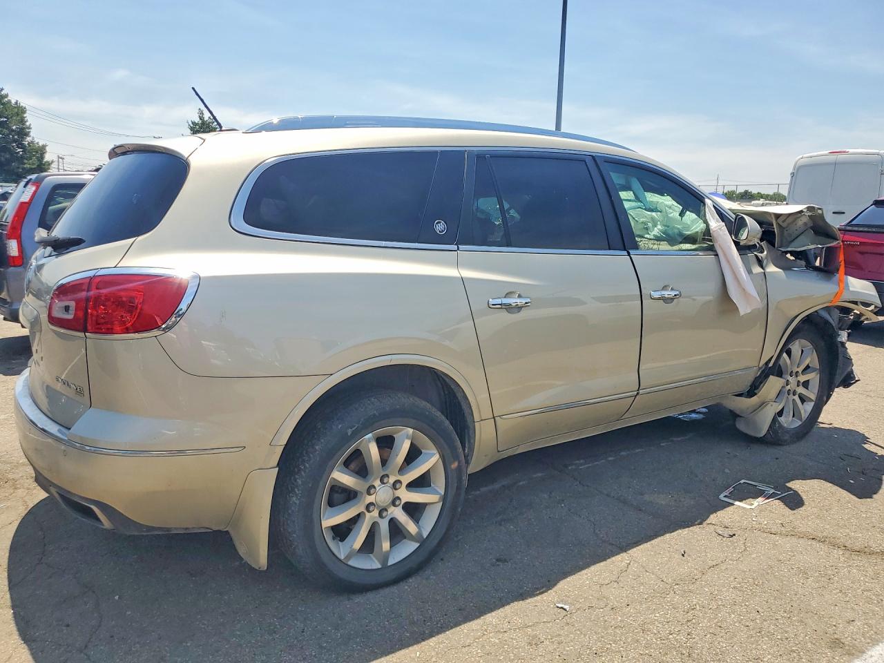 2015 Buick Enclave Beige vin: 5GAKVCKDXFJ228586