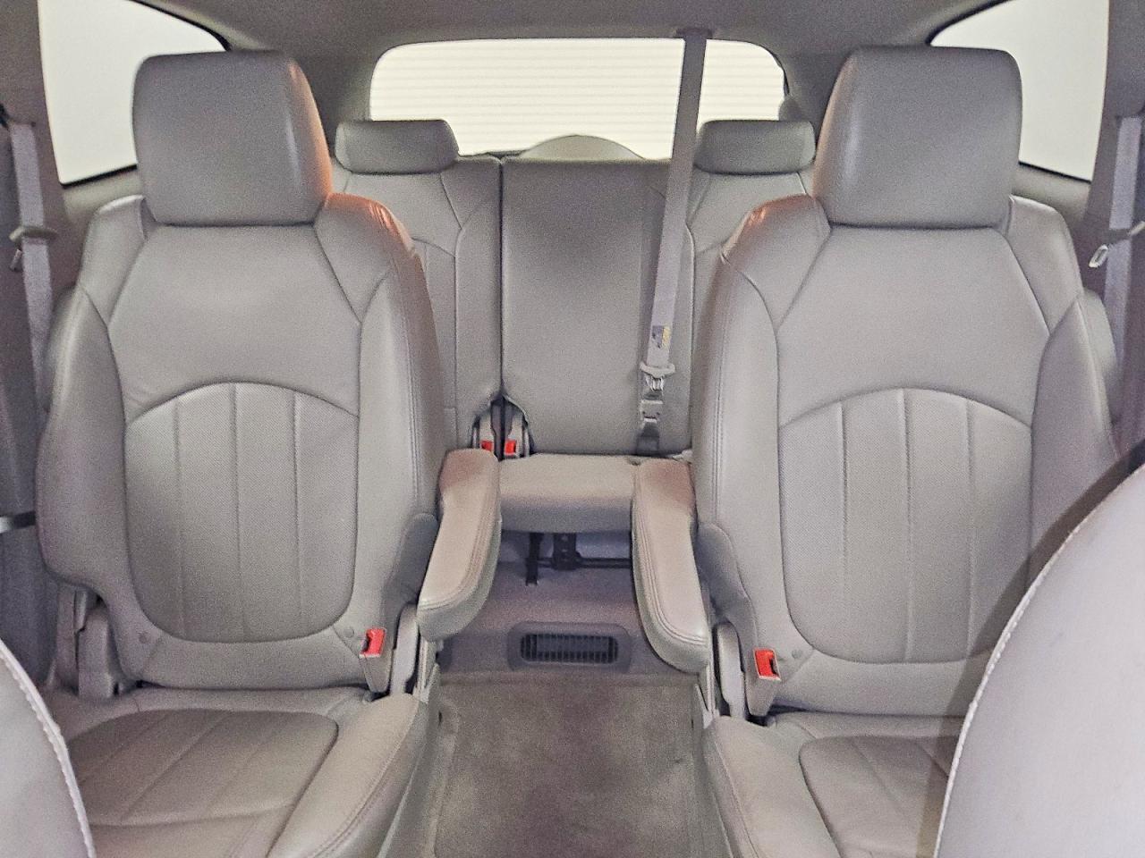 2012 Buick Enclave White vin: 5GAKVDED0CJ354520