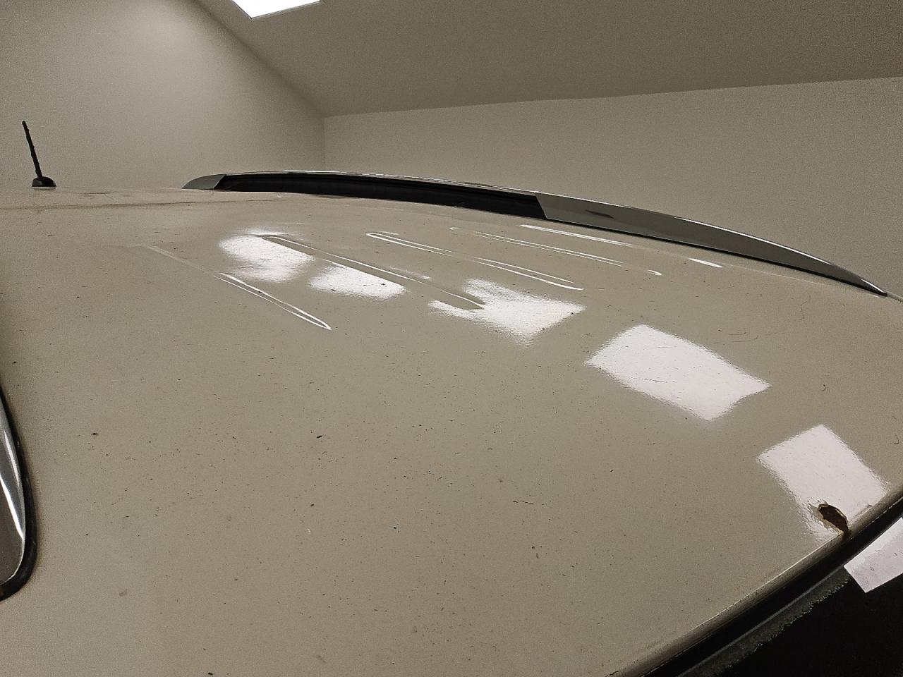 2012 Buick Enclave White vin: 5GAKVDED0CJ354520 Damage: Roof, Heavy Scratch, 1 To 2 Inches