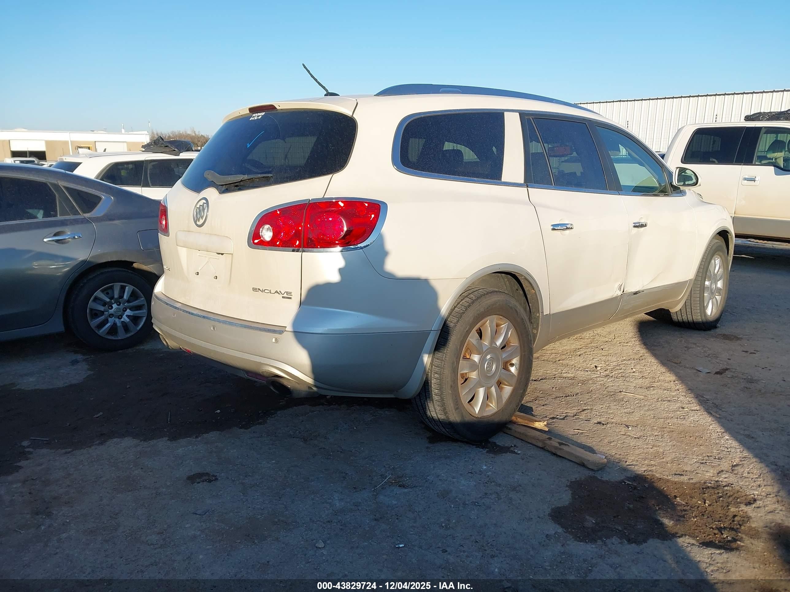 2012 Buick Enclave Premium White vin: 5GAKVDED7CJ206641