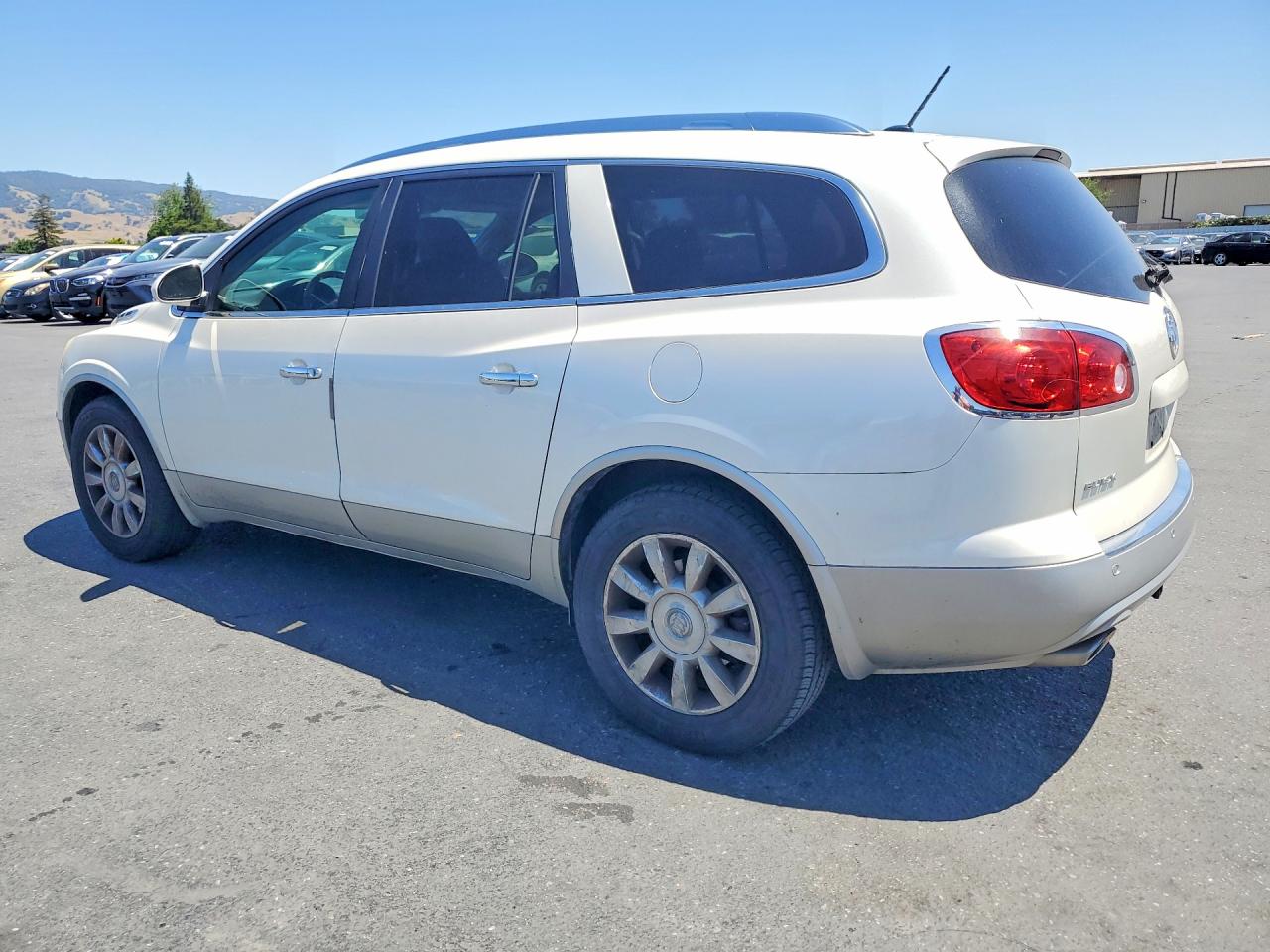 2012 Buick Enclave White vin: 5GAKVDED9CJ305445