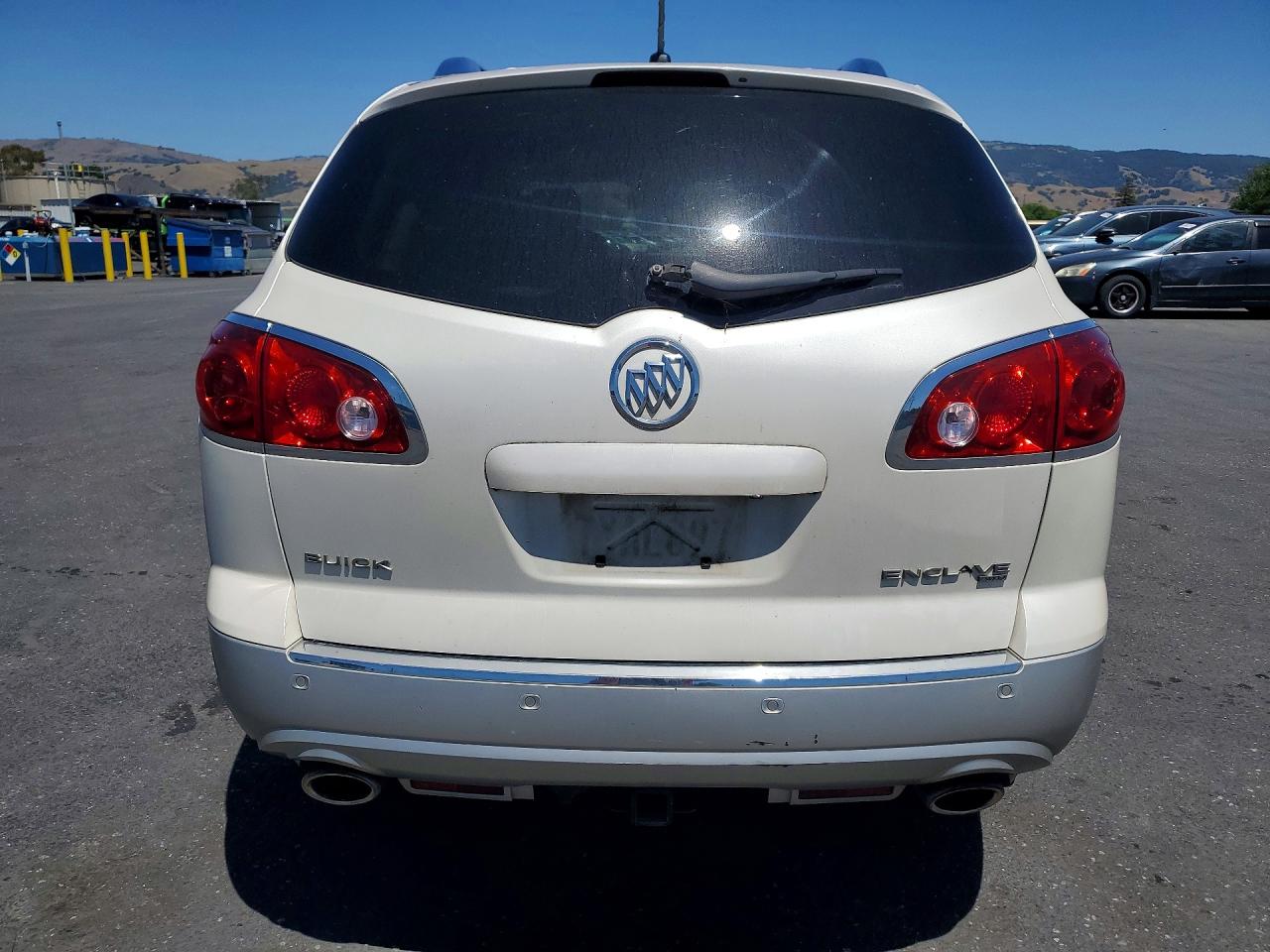 2012 Buick Enclave White vin: 5GAKVDED9CJ305445
