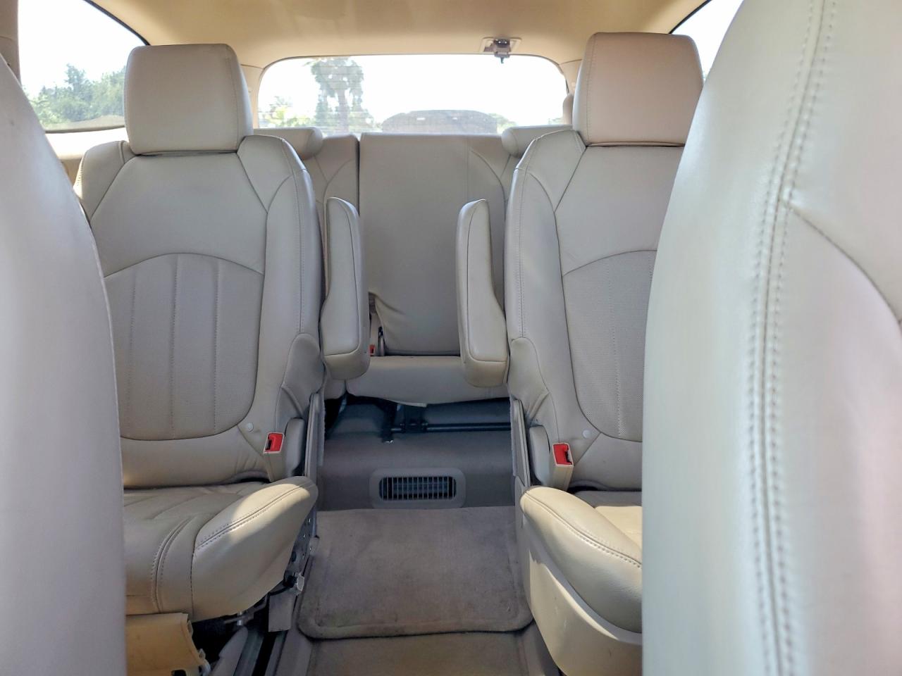 2012 Buick Enclave White vin: 5GAKVDED9CJ305445