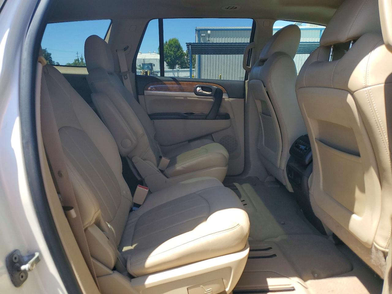 2012 Buick Enclave White vin: 5GAKVDED9CJ305445