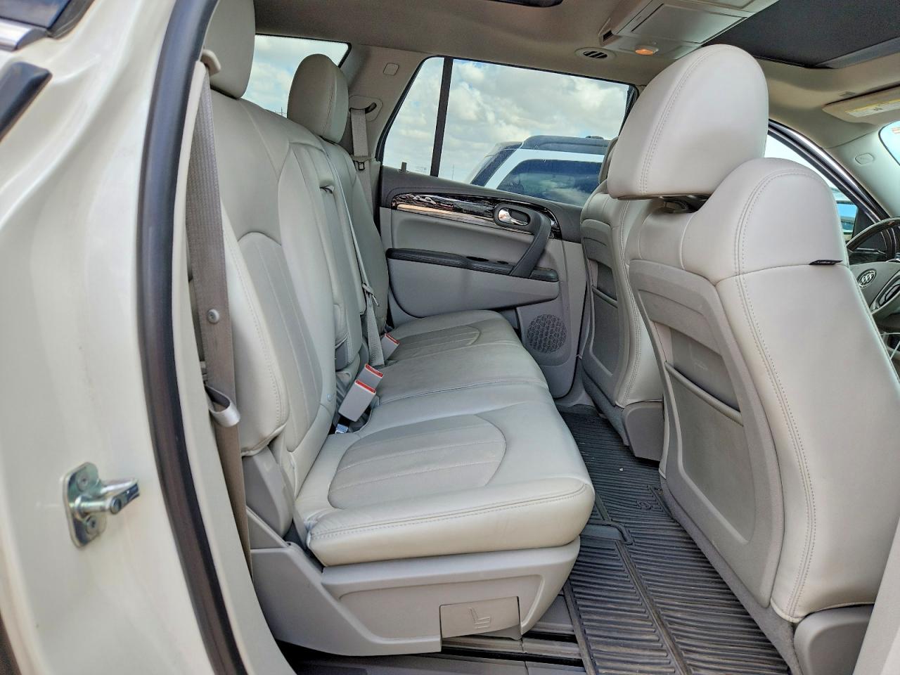 2013 Buick Enclave White vin: 5GAKVDKD6DJ216017