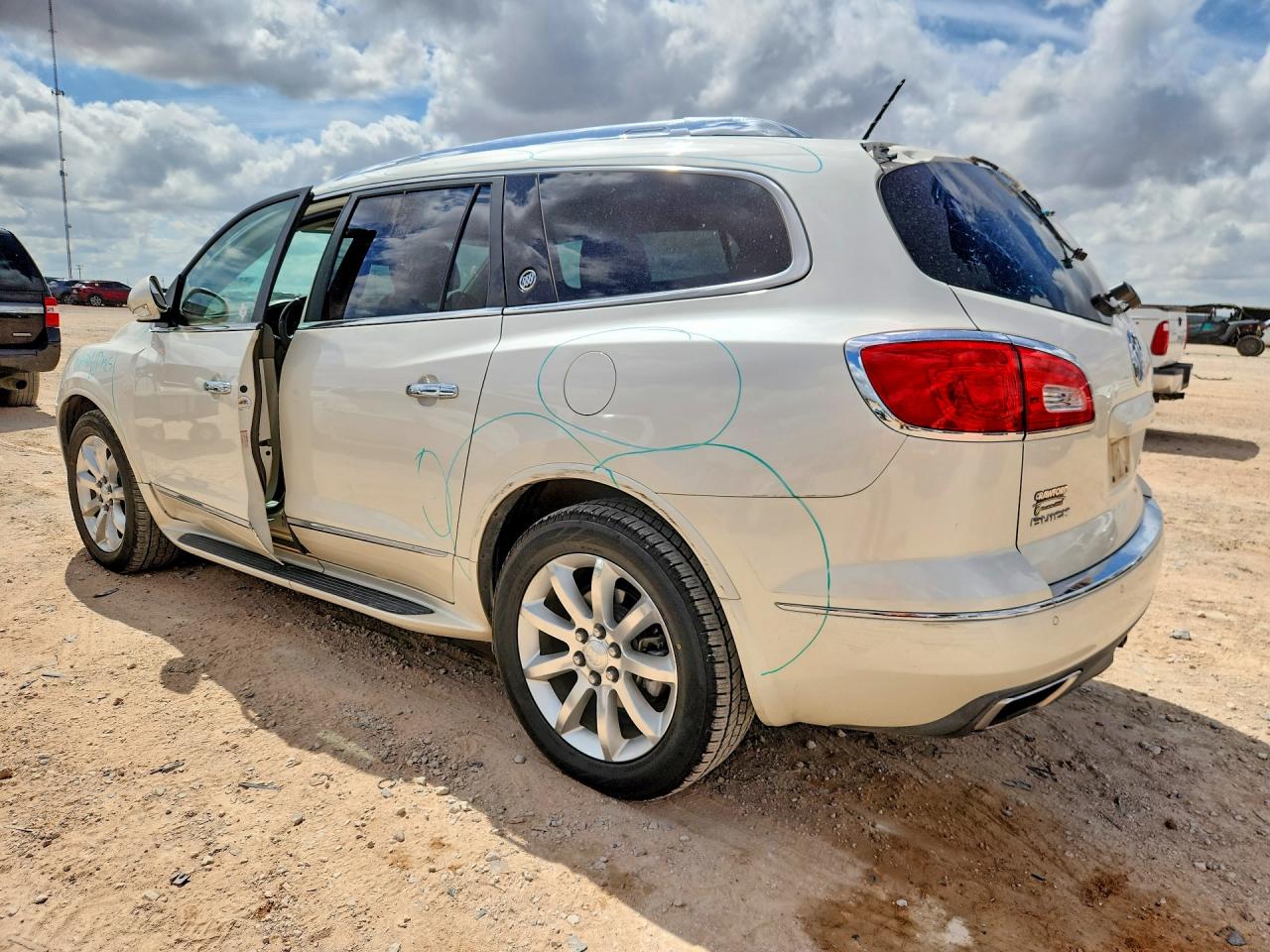 2013 Buick Enclave White vin: 5GAKVDKD6DJ216017