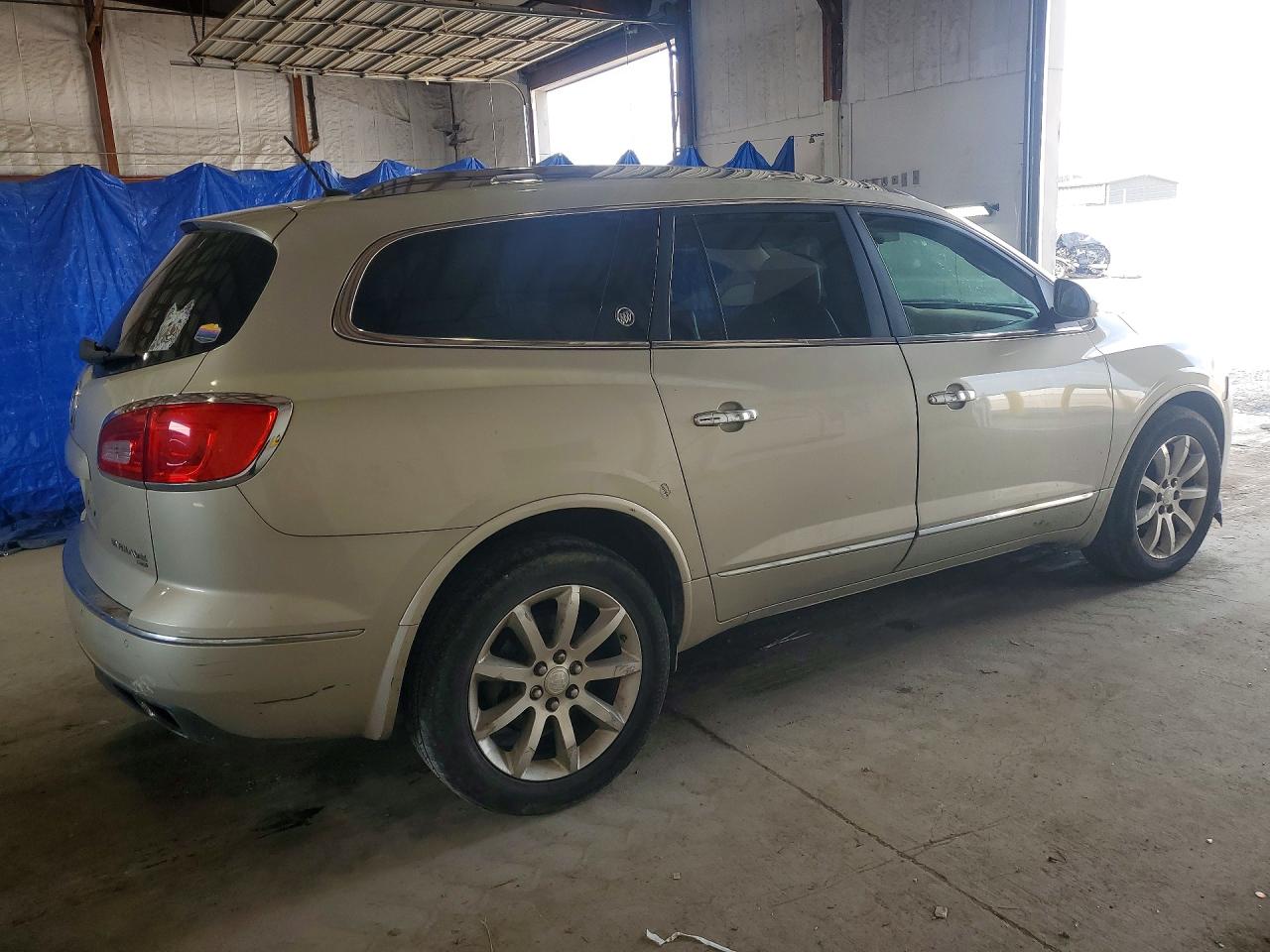 2013 Buick Enclave Preferred Gold vin: 5GAKVDKD7DJ199017