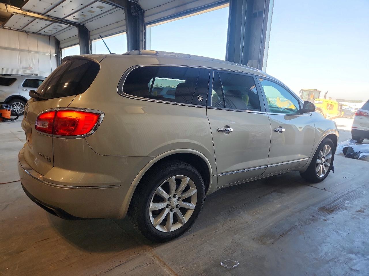 2013 Buick Enclave Beige vin: 5GAKVDKD7DJ225101