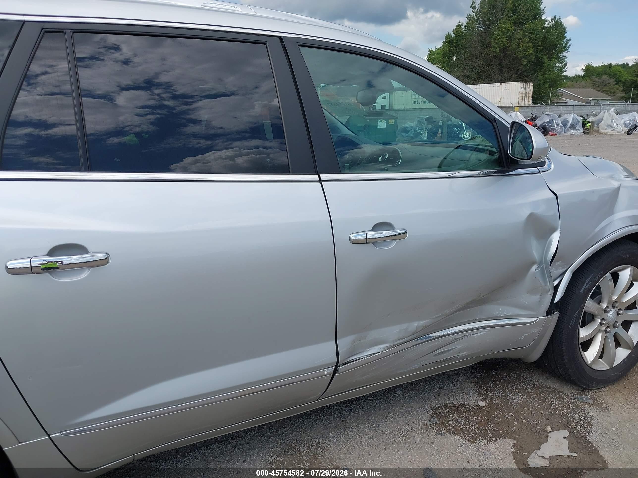 2013 Buick Enclave Premium Silver vin: 5GAKVDKD8DJ124424