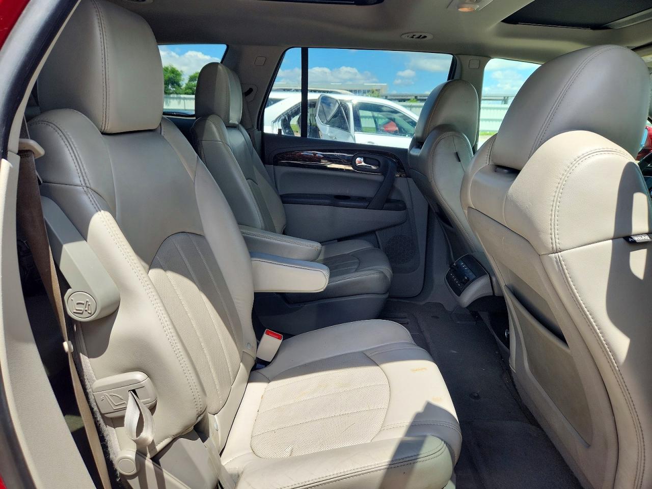 2013 Buick Enclave Red vin: 5GAKVDKD8DJ171257