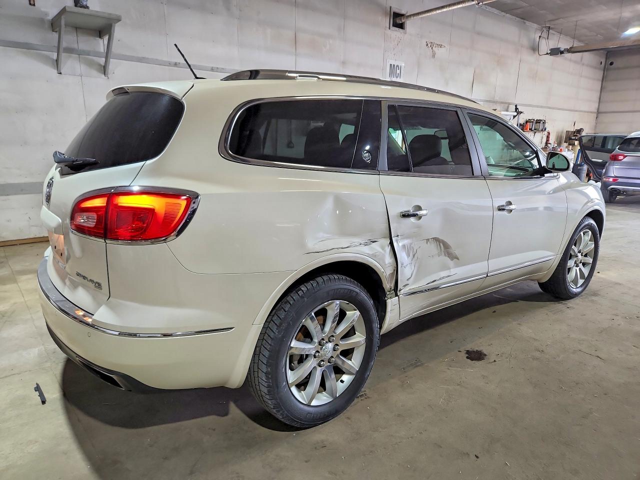 2013 Buick Enclave White vin: 5GAKVDKDXDJ210768