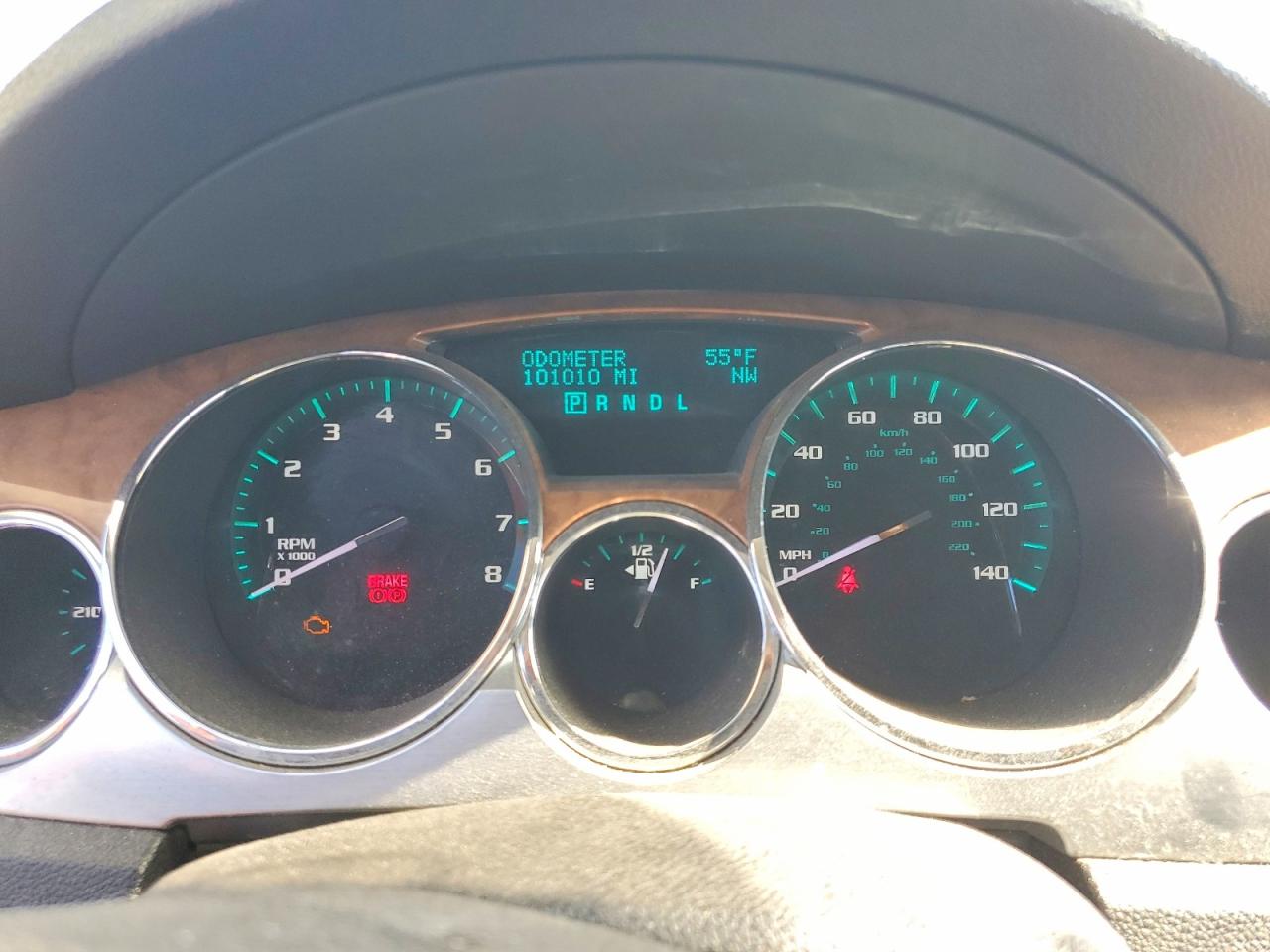2010 Buick Enclave Cx Silver vin: 5GALRAED7AJ150284