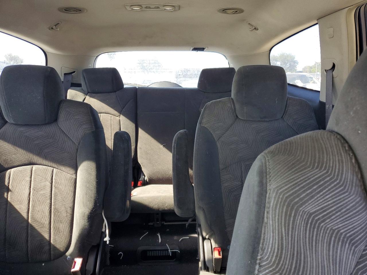2010 Buick Enclave Cx Silver vin: 5GALRAED7AJ150284