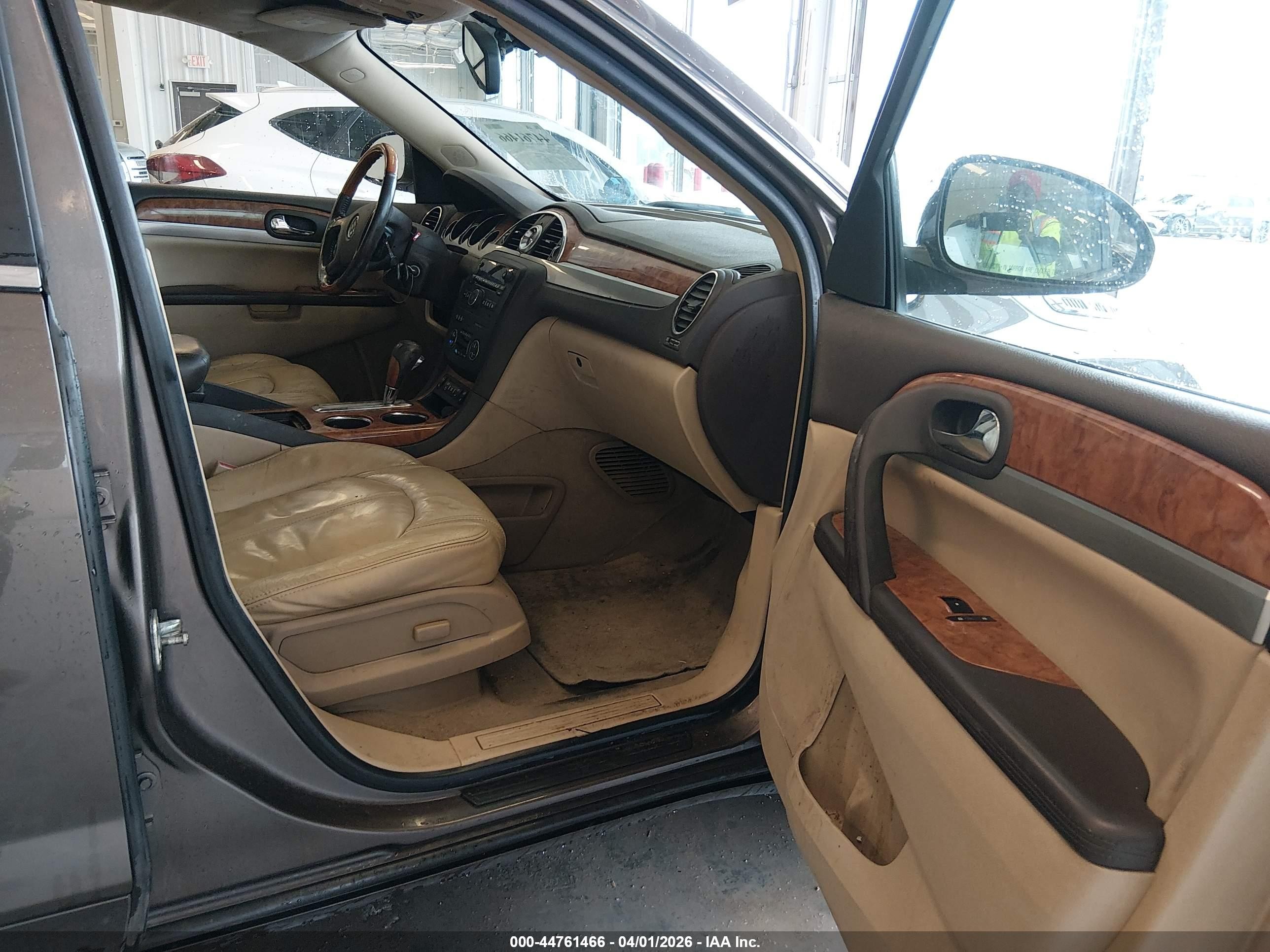 2010 Buick Enclave Cx Brown vin: 5GALRAED8AJ178658
