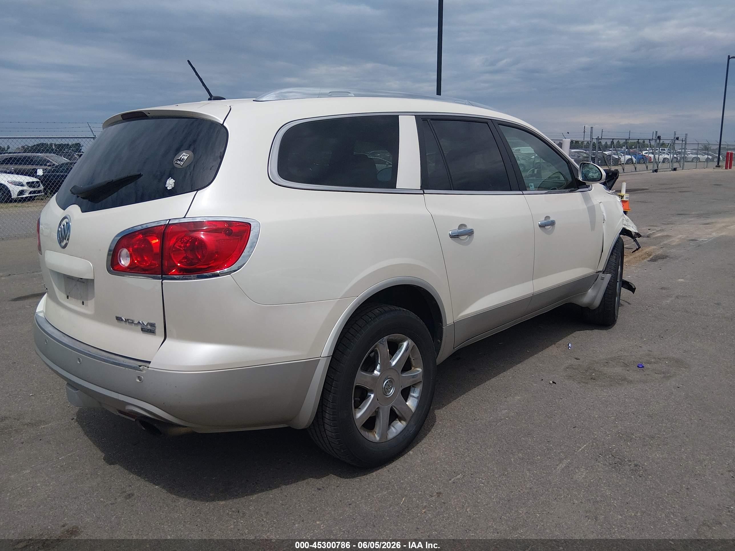 2010 Buick Enclave 1xl White vin: 5GALRBED0AJ216227