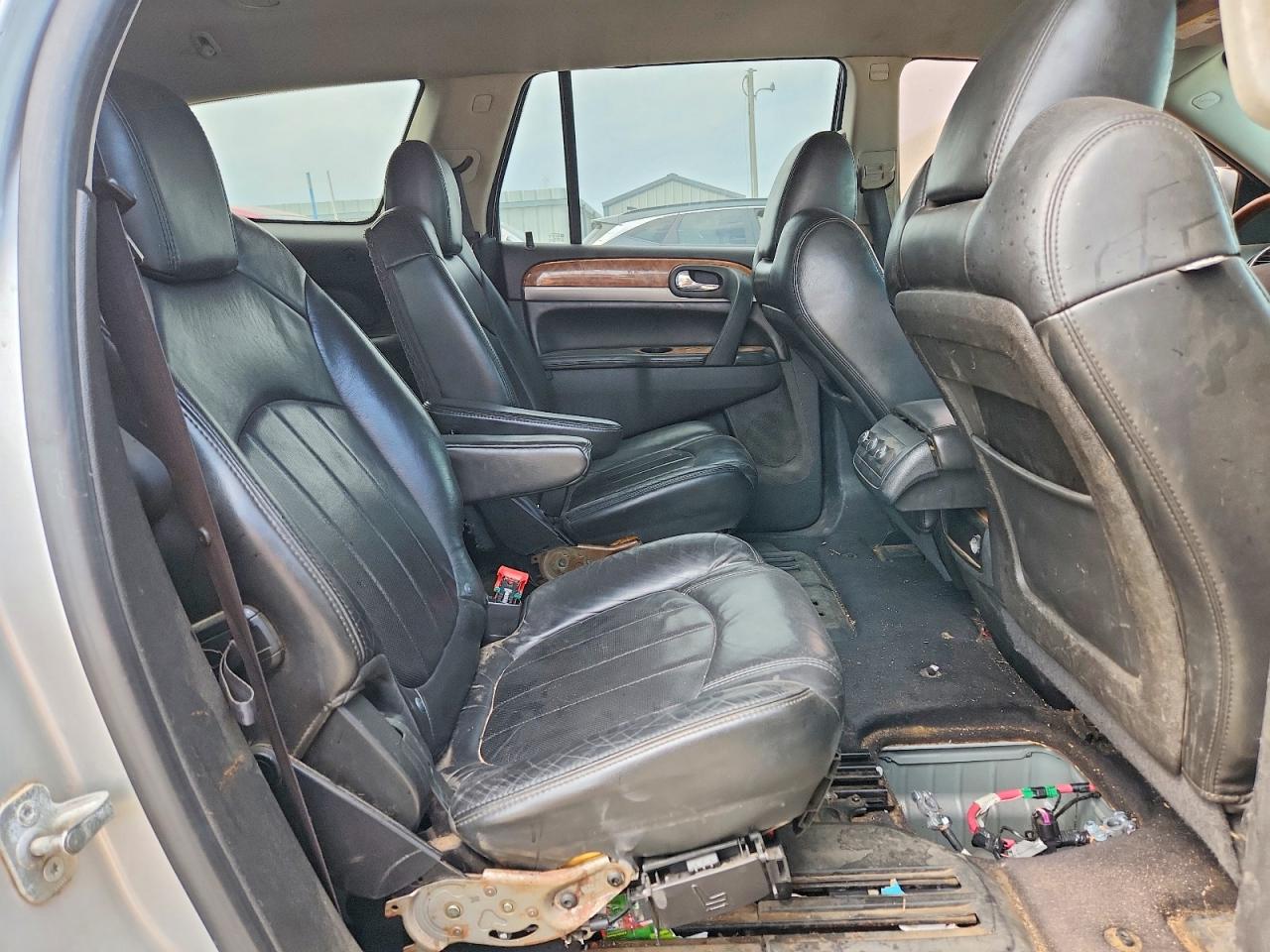 2010 Buick Enclave Cxl Серебряный vin: 5GALRBED0AJ264374