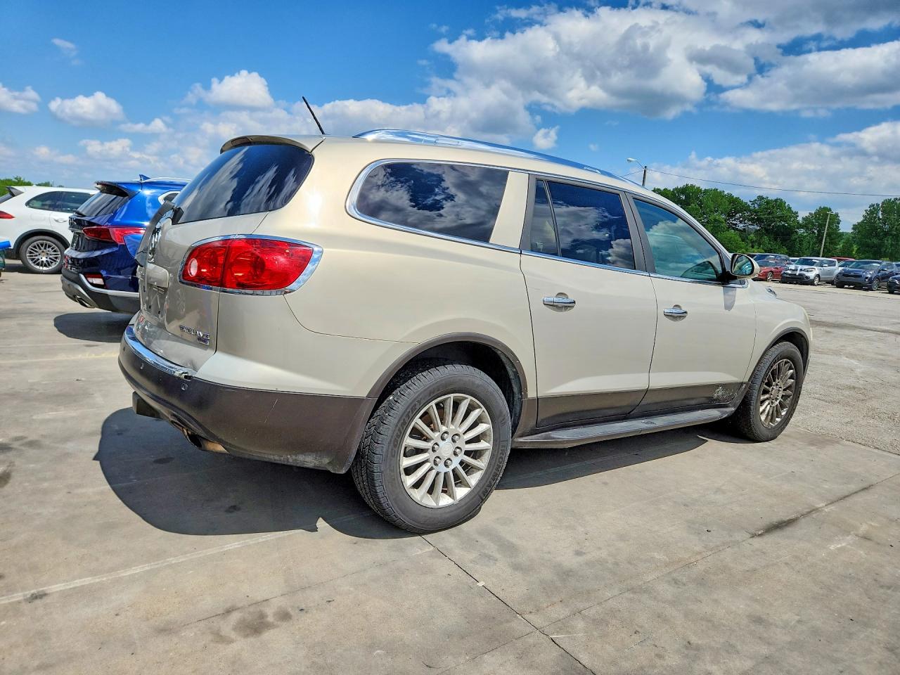 2010 Buick Enclave Cxl Beige vin: 5GALRBED3AJ185104