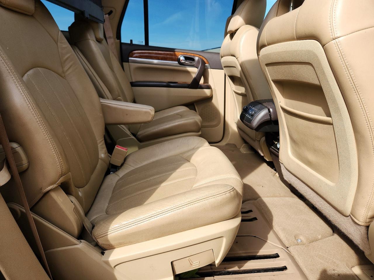 2010 Buick Enclave Cxl Beige vin: 5GALRCED2AJ220401