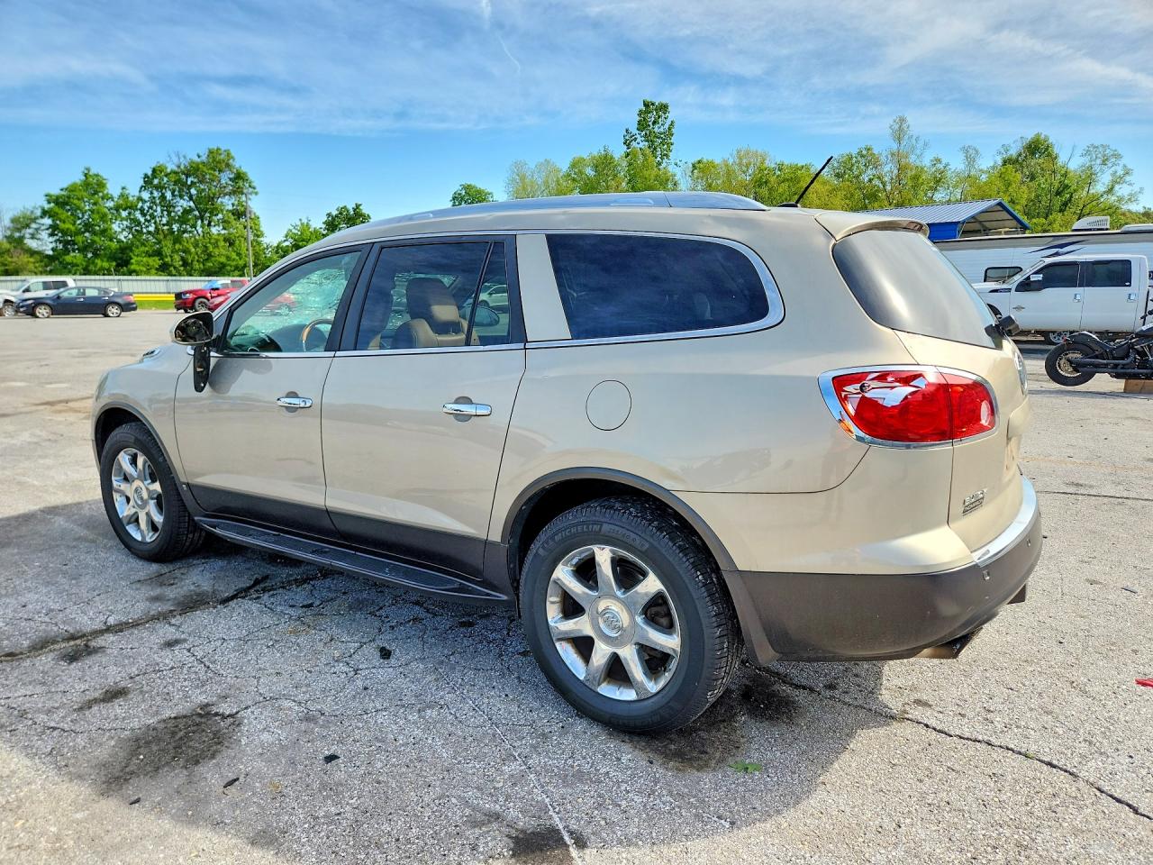 2010 Buick Enclave Cxl Beige vin: 5GALRCED2AJ220401