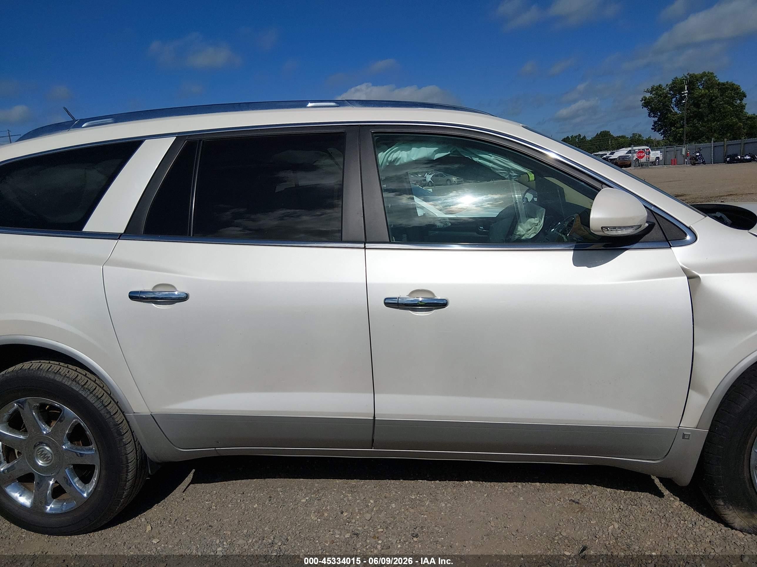 2010 Buick Enclave 2xl White vin: 5GALRCED5AJ189578