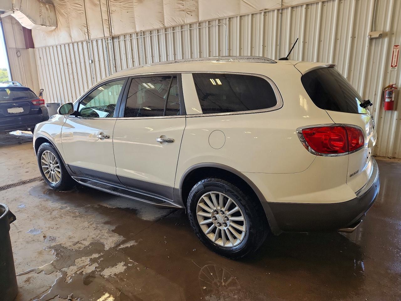 2010 Buick Enclave Cxl Cream vin: 5GALVBED1AJ112633